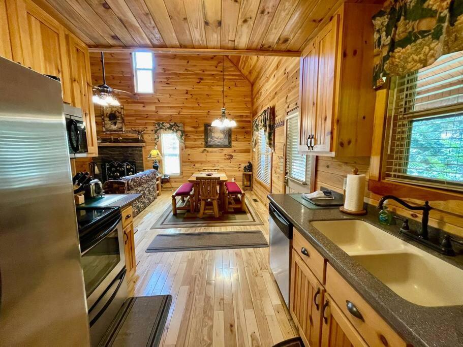 Cabin 2 Bed Close To Helen Hot Tub #15 Exterior foto